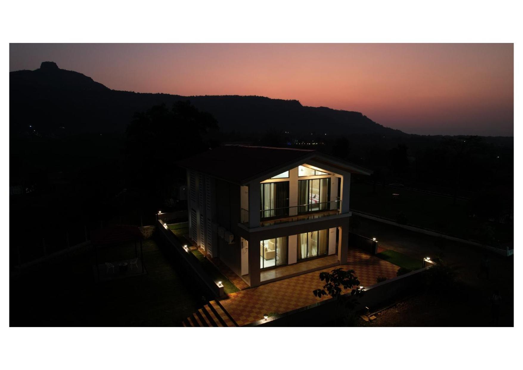 Katha Villa 63 - Luxury Holiday Home Karjat Dış mekan fotoğraf