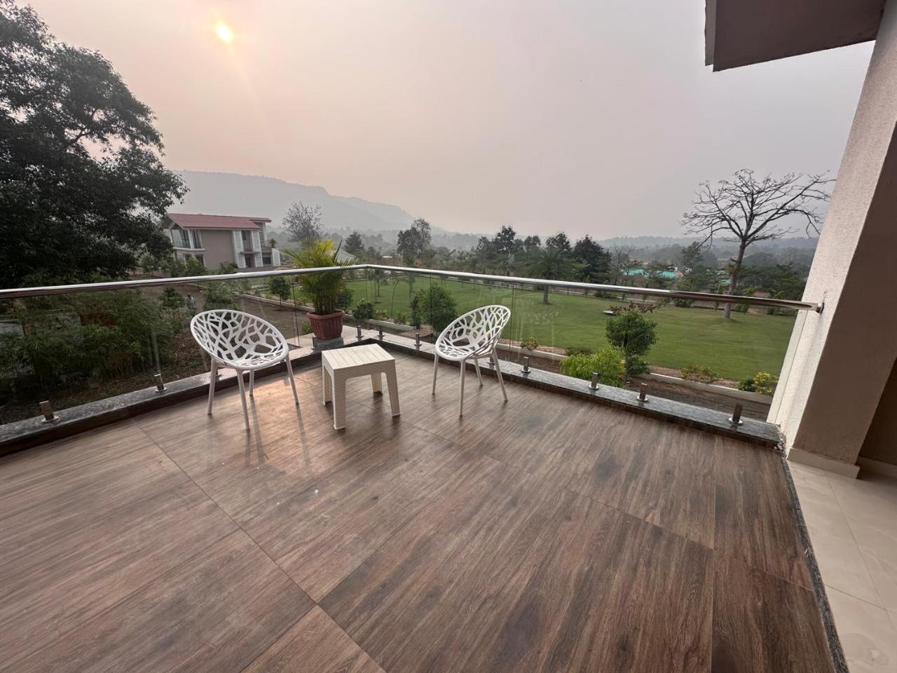 Katha Villa 63 - Luxury Holiday Home Karjat Dış mekan fotoğraf