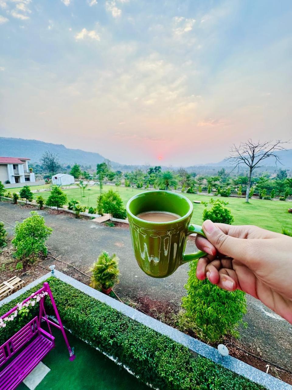 Katha Villa 63 - Luxury Holiday Home Karjat Dış mekan fotoğraf