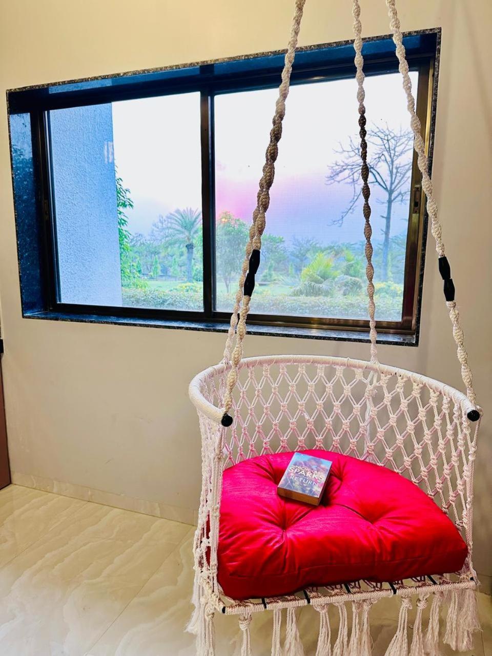 Katha Villa 63 - Luxury Holiday Home Karjat Dış mekan fotoğraf